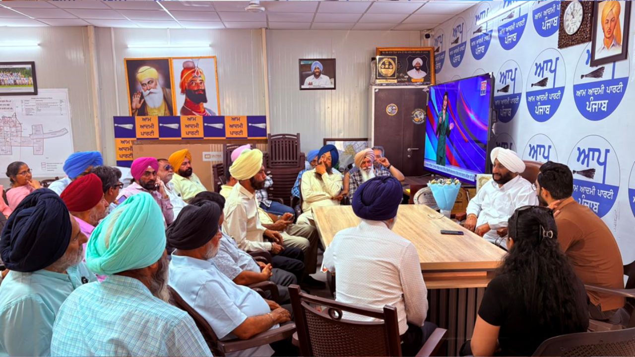 Kulwant Singh Meets Aerocity Residents, Assures Action on Demands