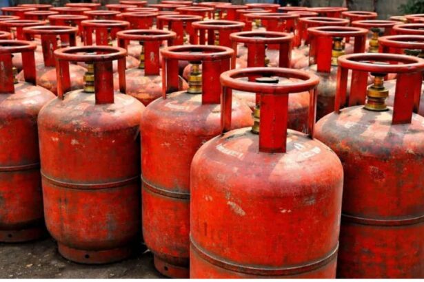 AAP Protests Across Punjab Against Commercial LPG Cylinder Price Hike