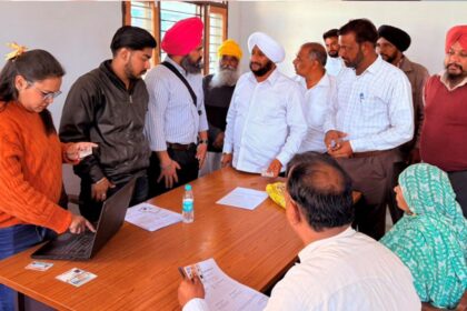 Kulwant Singh Reviews Health Card Camp in Saneta Village Mohali