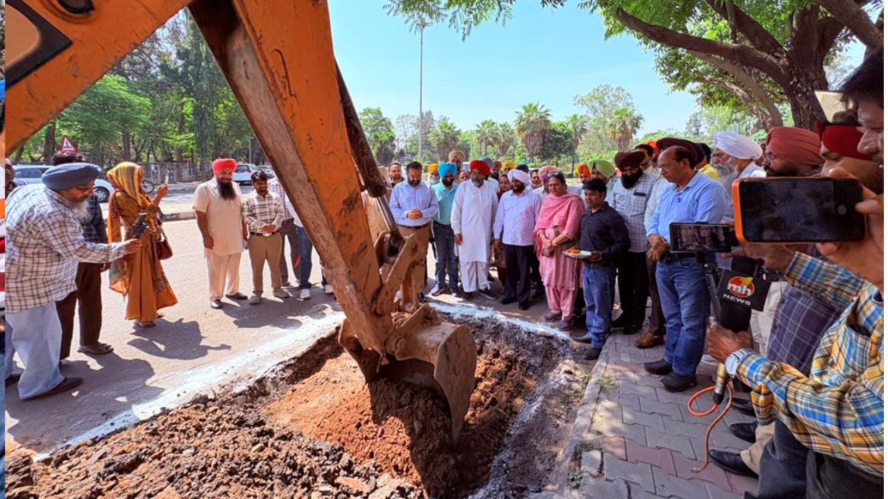 Kulwant Singh Starts ₹60 Lakh Sewerage Pipeline Work in Phase 1 Mohali
