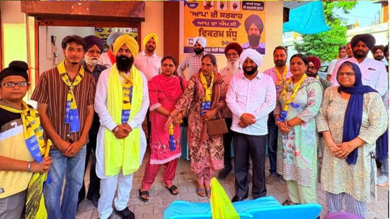 Kulwant Singh Campaigns for AAP Candidate Vikram Sandhu in Mohali Ward No. 14