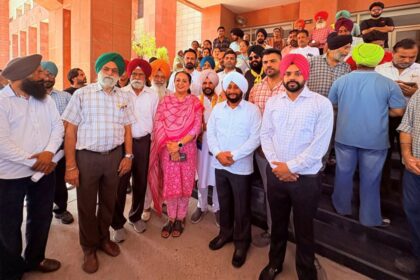 Kulwant Singh Attends Nomination Filing of AAP Candidates in Mohali