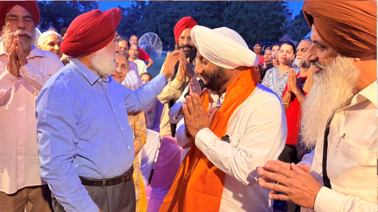 Kulwant Singh Campaigns for Anu Babbar in Mohali Ward No. 9