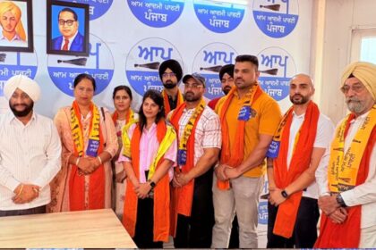 Kulwant Singh Welcomes New Members Joining AAP in Mohali