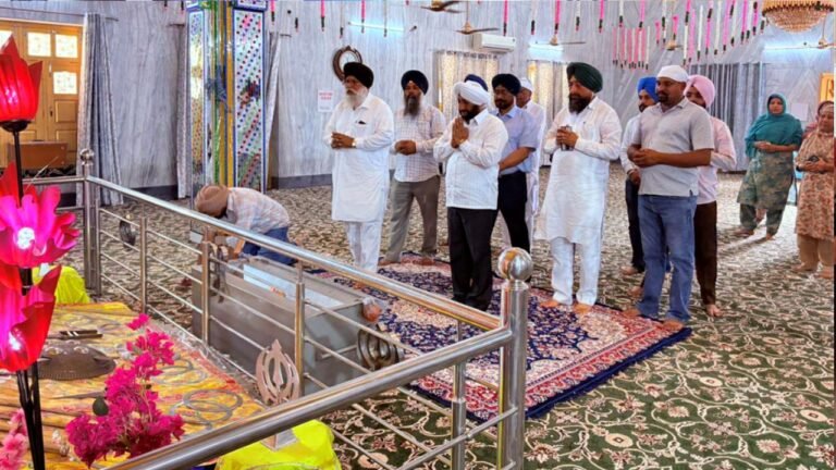 Kulwant Singh Attends Final Prayer Ceremony in Chappar Chiri, Shares Condolences with Dhillon Family