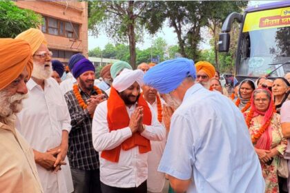 Kulwant Singh Flags Off Pilgrimage Bus from Mohali Under CM Pilgrimage Scheme