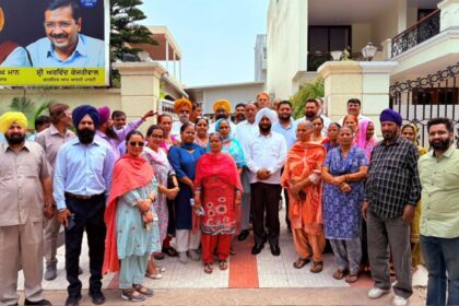Kulwant Singh Meets Residents During Regular Office Session in Mohali