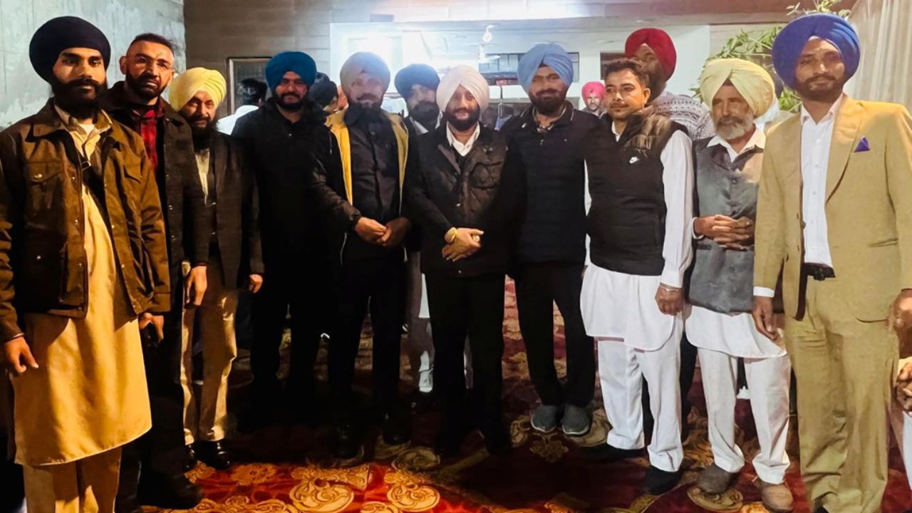 Kulwant Singh Attends Mohinder Singh Family Wedding Function in Maujpur