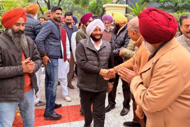 Kulwant Singh Meets Residents During Public Interaction at Mohali Office