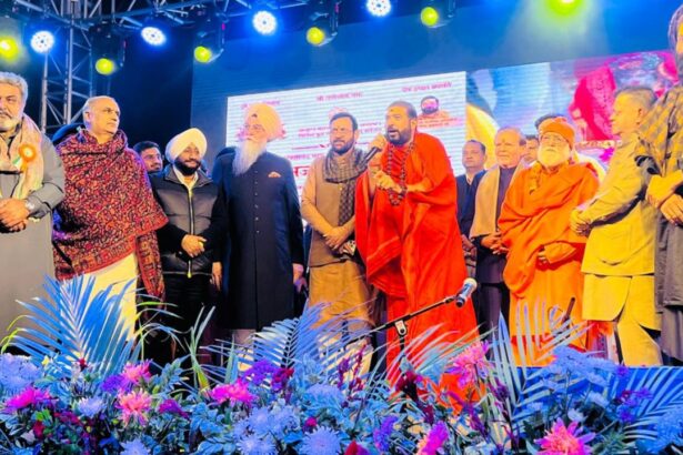 Kulwant Singh Attends Bhajan Sandhya At Shri Amriteshwar Mahadev Mandir Mohali