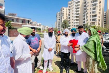 Kulwant Singh Meets TDI City-117 Residents, Reviews Local Issues