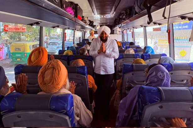 Kulwant Singh Flags Off Two Pilgrimage Buses from Phase-1 Mohali