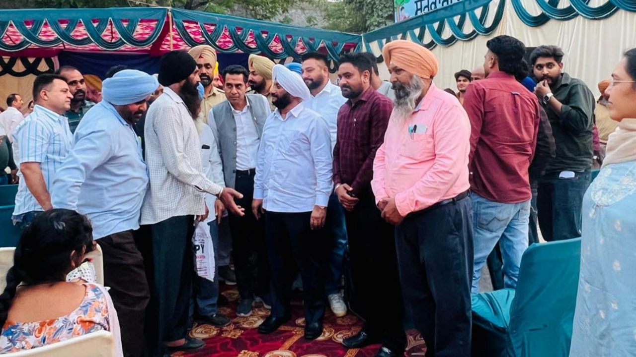 Kulwant Singh Attends Punjab Traders Commission Meeting in Balongi Mohali