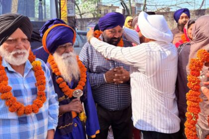 Kulwant Singh Flags Off 12th Pilgrimage Bus from Sohana Mohali