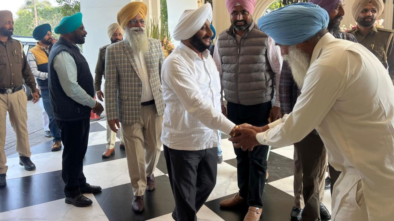Kulwant Singh Attends Wedding of Randhir Singh’s Daughter in Bathlana Mohali