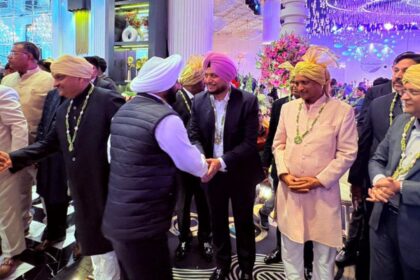 Kulwant Singh Attends Wedding of Devi Dayal Garg’s Son in Mohali