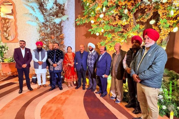 Kulwant Singh Attends Wedding of Subhash Bajaj’s Son in Mohali