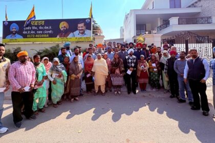 Kulwant Singh Distributes Housing Aid to Needy Families in Mohali