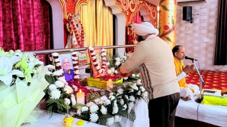 Kulwant Singh Attends Final Prayer Ceremony of Inder Dev Sachdeva in Mohali, Shares Condolences with Family