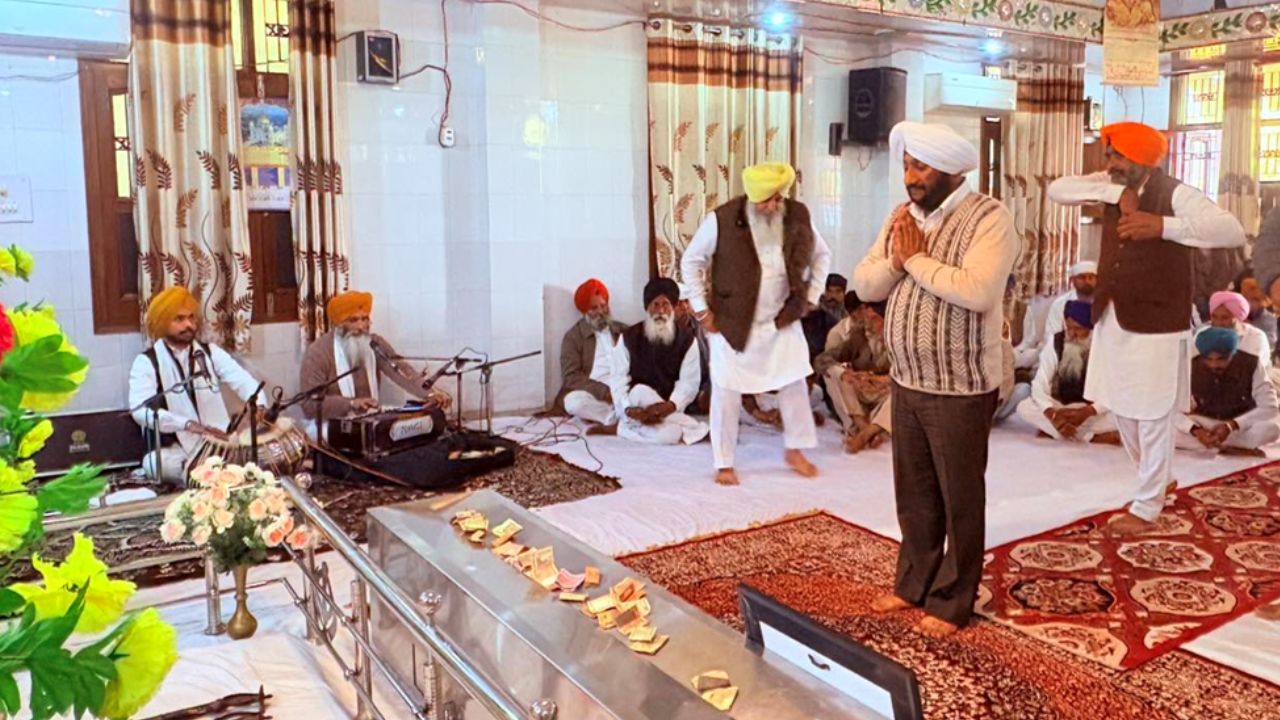 Kulwant Singh Attends Final Prayer Ceremony in Gige Majra Mohali