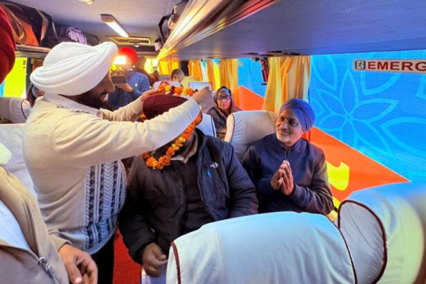 Kulwant Singh Flags Off Pilgrimage Bus from Phase-11 Mohali