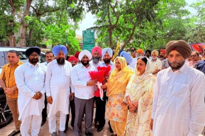 MLA Kulwant Singh interacting with residents during an election campaign in support of Bibi Kuldeep Kaur in Ward 37, Mohali.