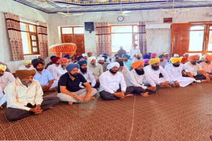 MLA Kulwant Singh attending the final Ardaas ceremony of Jaswant Singh Ji in village Mote Majra and offering condolences to the family.