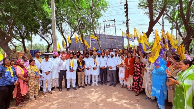 MLA Kulwant Singh Flags Off Election Campaign Rally of Ward 50 Candidate Harpal Singh Brar in Mohali