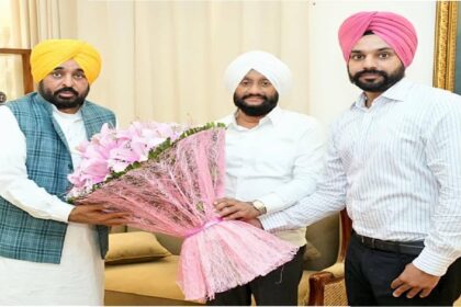 MLA Kulwant Singh meeting Chief Minister Bhagwant Mann to discuss Mohali development, infrastructure projects, and public welfare initiatives.