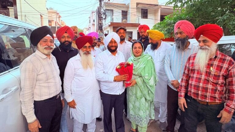 MLA Kulwant Singh Meets Ward 7 Election Team to Discuss Municipal Election Strategy and Local Development