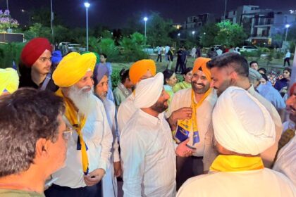 MLA Kulwant Singh interacting with residents during an election campaign in support of Sarabjit Singh Samana in Ward 42, Mohali.