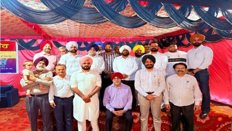 MLA Kulwant Singh Attends Felicitation Ceremony Honouring Newly Elected Mohali Municipal Leadership
