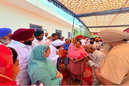 MLA Kulwant Singh interacting with residents during a Lok Milni programme in Sohana village, SAS Nagar Mohali, discussing public issues and village development.