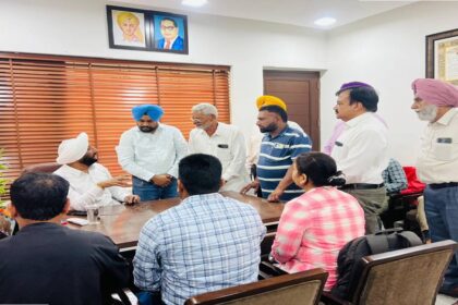MLA Kulwant Singh interacting with Mohali residents, listening to public concerns and discussing solutions for local development and citizen services in SAS Nagar Mohali