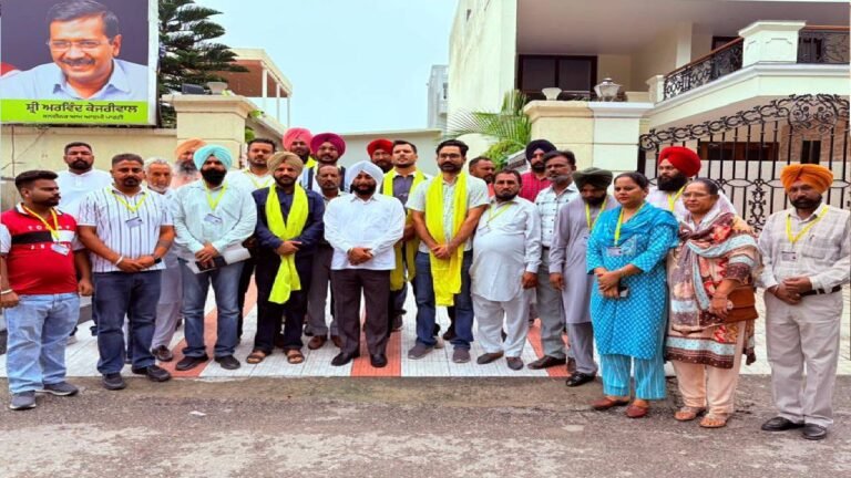 MLA Kulwant Singh Meets Youth Volunteers Supporting Punjab’s Anti-Drug Campaign in Mohali