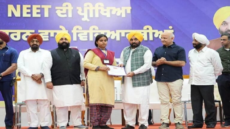 MLA Kulwant Singh Participates in Felicitation Ceremony Honouring Government School Students Who Cleared NEET
