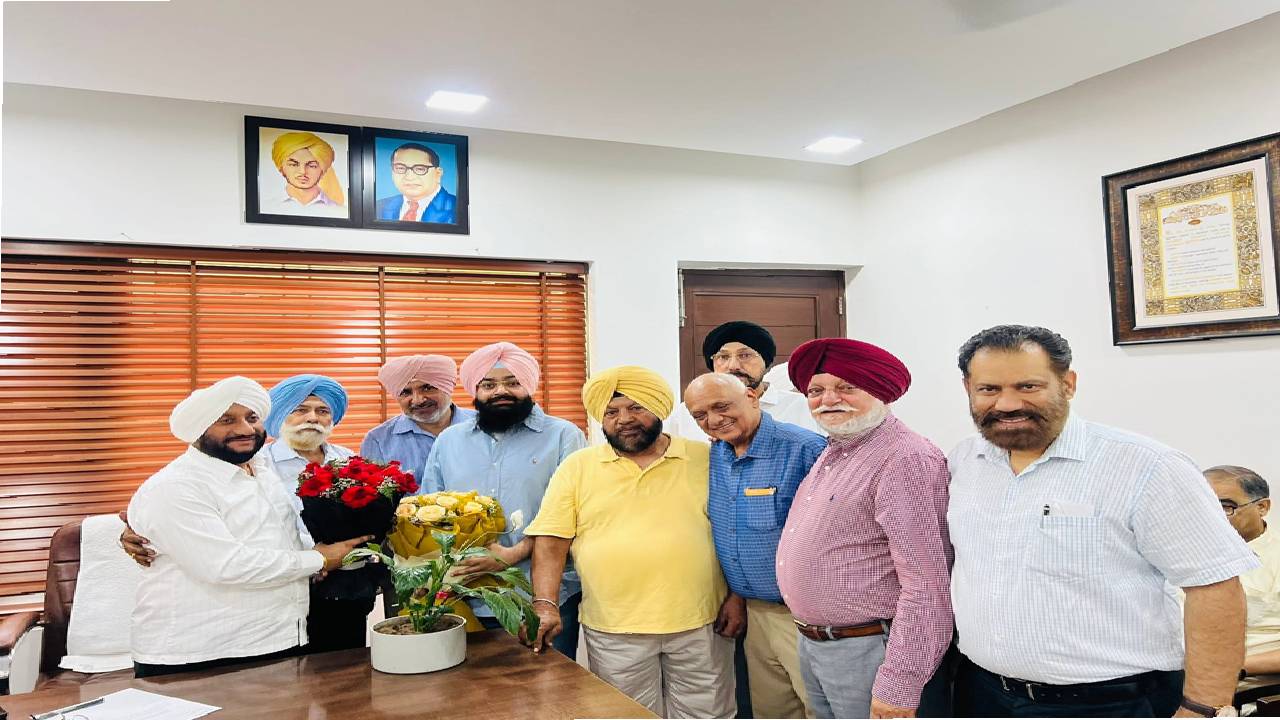 MLA Kulwant Singh interacting with residents during a public grievance meeting in SAS Nagar Mohali, listening to local concerns and assuring timely action