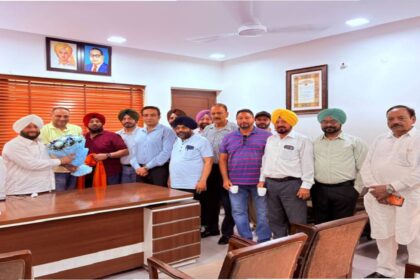 MLA Kulwant Singh interacting with residents during a public grievance meeting in SAS Nagar Mohali, listening to local issues and assuring timely resolution