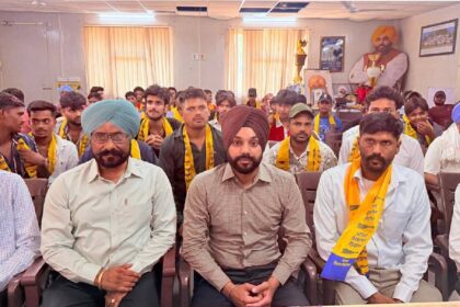 Mayor Sarabjeet Singh Samana welcomes residents of Amb Sahib Colony, Mohali, as they join the Aam Aadmi Party during a community programme