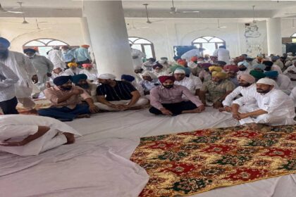 Mayor Sarabjeet Singh Samana attends the Antim Ardas of late Surinderpal Singh Tiwana Ji at Gurdwara Sri Jharwana Sahib in Ditupur Jatt, Mohali