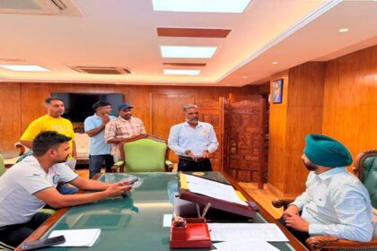 Mayor Sarabjeet Singh Samana meeting residents from different areas of SAS Nagar Mohali at his office to hear civic issues and public grievances.