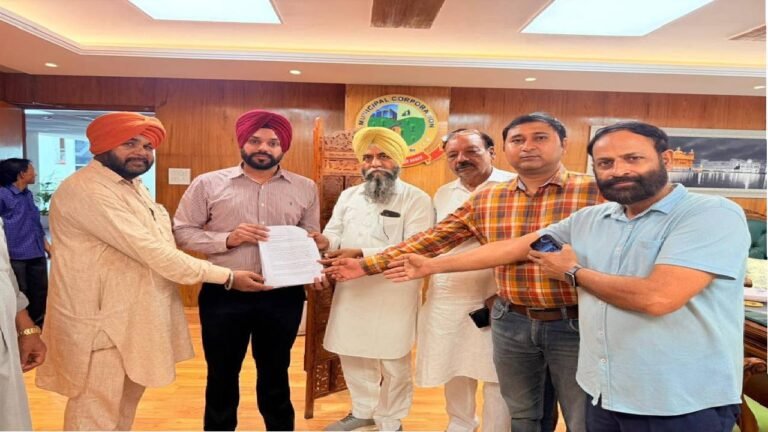 Mayor Sarabjeet Singh Samana Meets Residents from Various Wards at Mohali Municipal Corporation Office