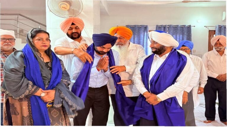Mayor Sarabjeet Singh Samana Attends Thanksgiving Path for Ward No. 5 Councillor in Mohali