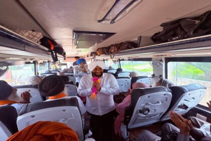 Senior citizens departing from Nagari village in Mohali under the Chief Minister Tirath Yatra Scheme.
