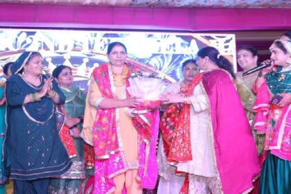 Jaswant Kaur, wife of MLA Kulwant Singh, participates in a Tiyan festival programme celebrating Punjabi cultural heritage in Mohali