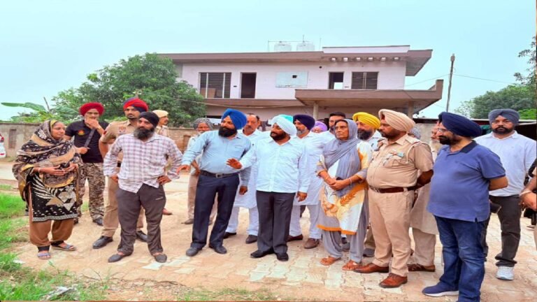 Kulwant Singh Holds Lok Milani in Safipur, Highlights Mann Government’s Development and Welfare Work