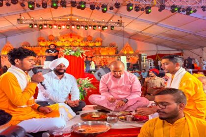 MLA Kulwant Singh and Chief Minister Bhagwant Singh Mann participating in the 'One Evening in the Name of Lord Shiva' programme in Mohali.