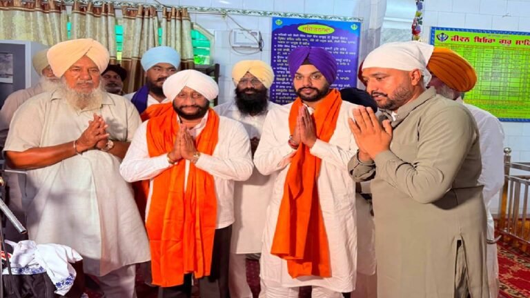 Kulwant Singh Joins Sukhmani Sahib Path at Gurdwara Sahib in Samana Kalan