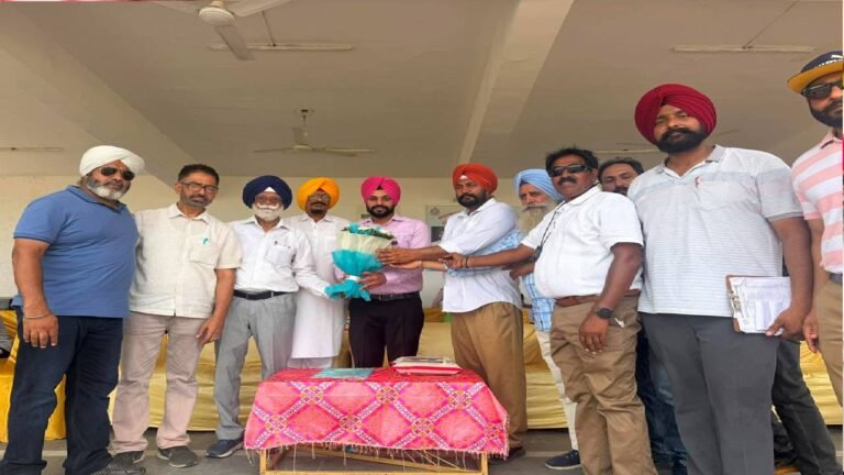 Mayor Sarabjeet Singh Samana Encourages Athletes at 21st District Athletics Championship in Mohali