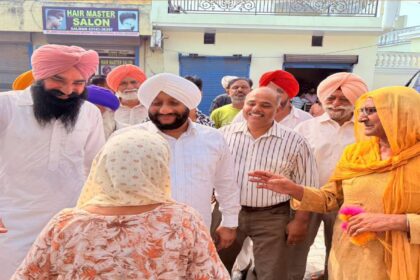 Senior pilgrims depart from Saneta village in Mohali under the Chief Minister Tirath Yatra Scheme.